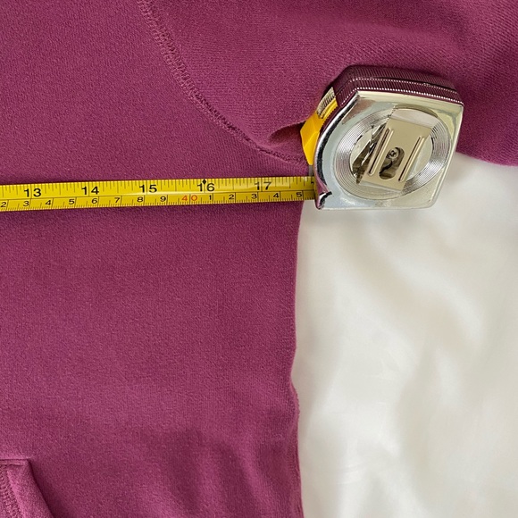 Aritzia TNA Zip Up Hoodie - Picture 5 of 7